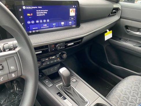 New 2026 Nissan Kicks SV w/ Cold Weather Package image 16