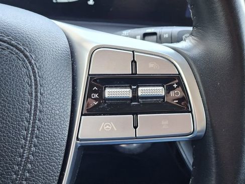 Used 2025 Kia Telluride S FWD image 18