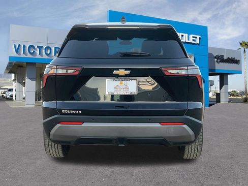 Certified 2026 Chevrolet Equinox LT FWD image 5