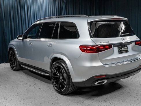 New 2026 Mercedes-Benz GLS 580 4MATIC image 10