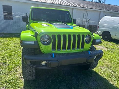 Used 2021 Jeep Wrangler Unlimited Rubicon 4xe w/ Cold Weather Group AWD/4WD image 5