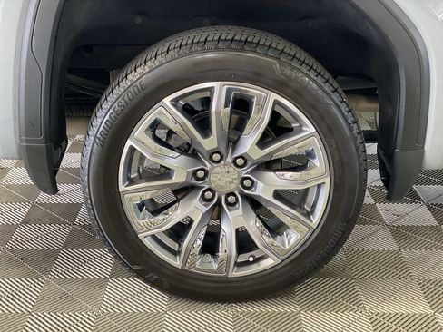 Used 2025 GMC Sierra 1500 Denali w/ Denali Reserve Package AWD/4WD image 40