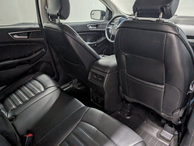 Used 2018 Ford Edge SEL w/ Equipment Group 201A AWD/4WD image 16