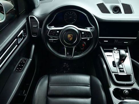 Used 2021 Porsche Cayenne GTS image 5