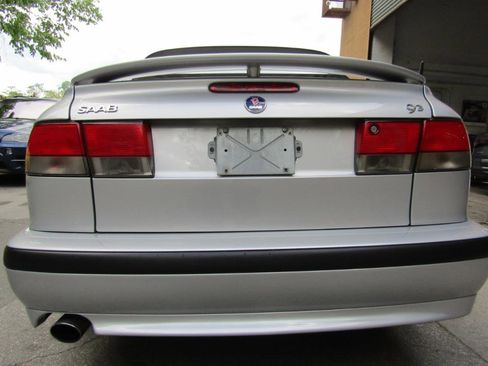 Used 2002 Saab 9-3 SE FWD image 12