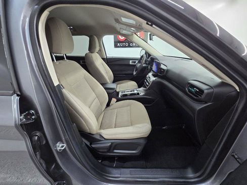 Used 2021 Ford Explorer 2WD image 18