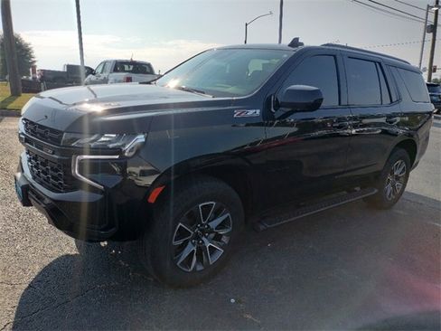 Used 2023 Chevrolet Tahoe Z71 image 3