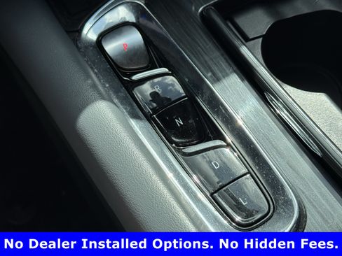 Used 2023 Buick Enclave Essence w/ Sport Touring Edition FWD image 19