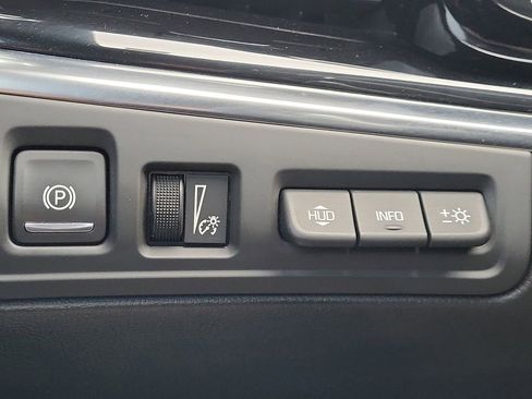 Used 2021 Cadillac XT6 Sport w/ Platinum Package image 28