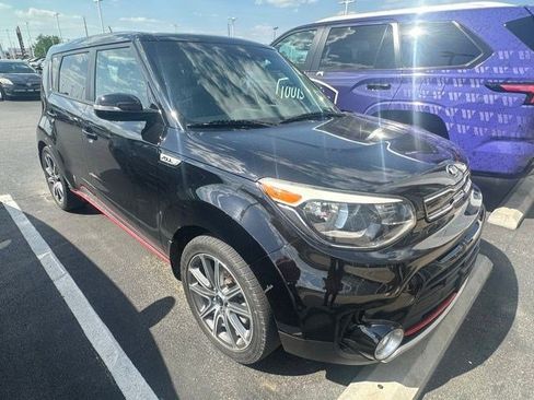 Used 2019 Kia Soul ! FWD image 4