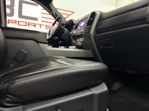 Used 2020 Ford Expedition XLT w/ FX4 Off-Road Package image 61