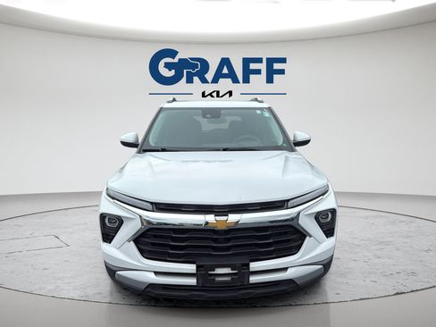 Used 2025 Chevrolet TrailBlazer LT AWD/4WD image 12