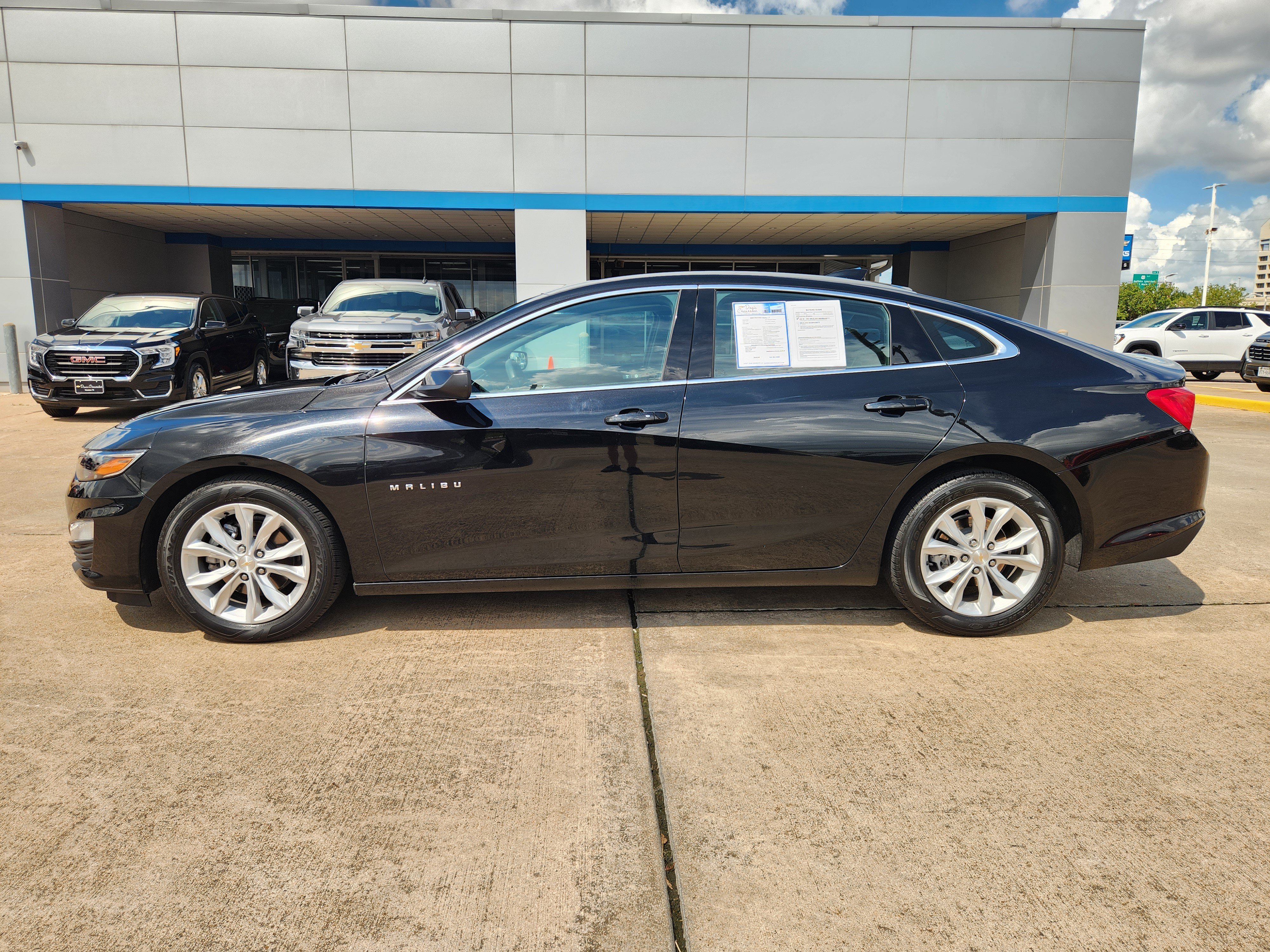 Certified 2025 Chevrolet Malibu LT FWD image 5