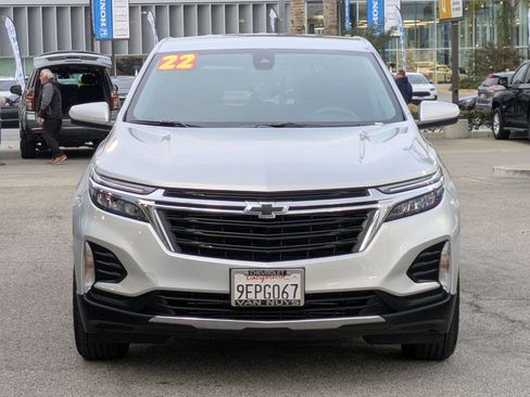 Certified 2022 Chevrolet Equinox LT image 2