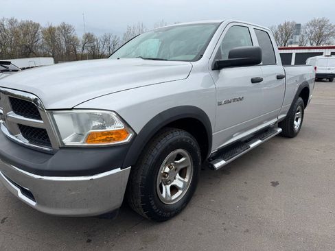 Used 2012 RAM 1500 ST w/ SXT Appearance Group AWD/4WD image 9