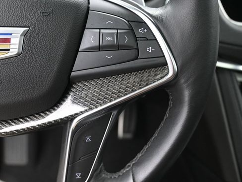 Used 2023 Cadillac XT5 Sportv w/ Technology Package AWD/4WD image 16