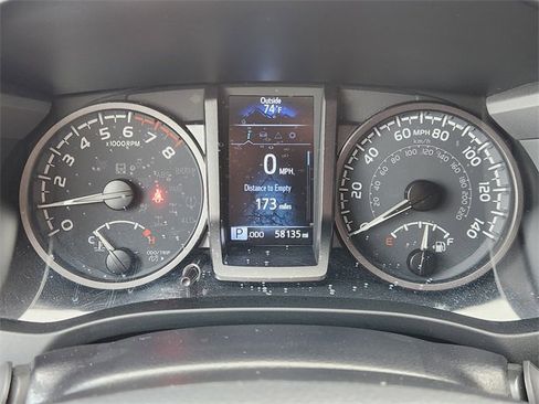 Used 2023 Toyota Tacoma TRD Off-Road AWD/4WD image 7