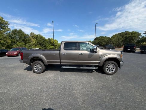 Used 2019 Ford F350 Lariat w/ Tow Technology Bundle AWD/4WD image 15