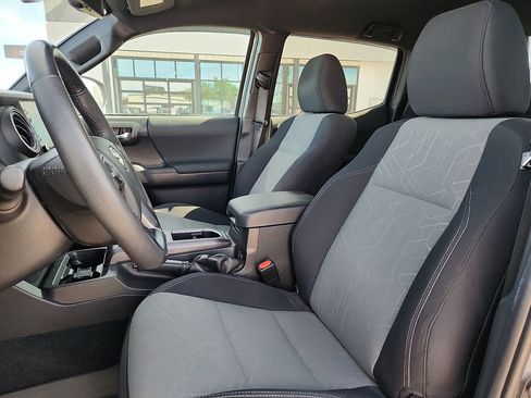 Used 2023 Toyota Tacoma SR image 10
