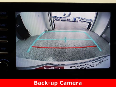 Certified 2024 Toyota Sienna XSE image 22