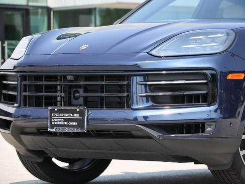 Certified 2026 Porsche Cayenne Coupe AWD/4WD image 8