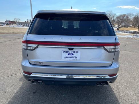 Used 2020 Lincoln Aviator Reserve w/ Equipment Group 201A image 4
