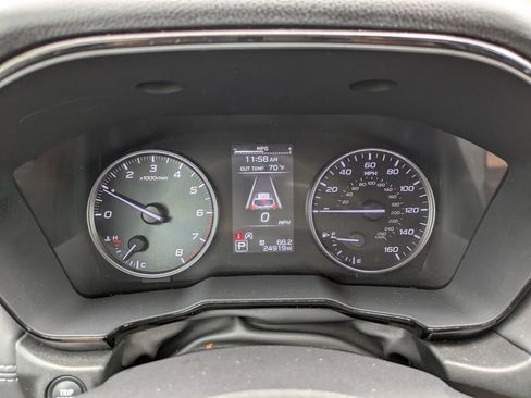 Certified 2023 Subaru Outback Premium image 3