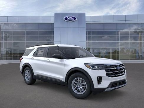 New 2026 Ford Explorer Active w/ Active Comfort Package image 7