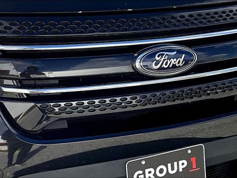 Used 2014 Ford Explorer Limited image 28