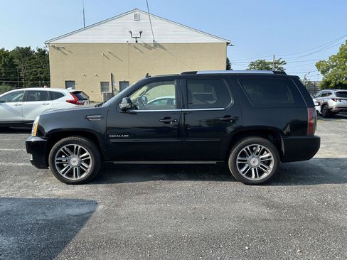 Used 2013 Cadillac Escalade Premium AWD/4WD image 5