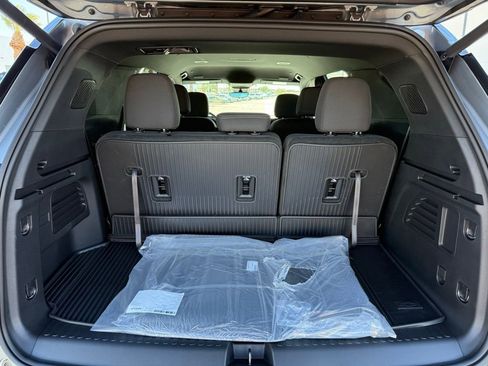 New 2026 Chevrolet Traverse LT w/ Driver Confidence Package image 19