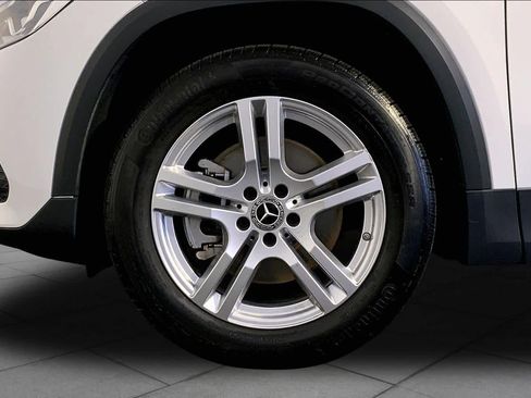 Used 2023 Mercedes-Benz GLA 250 4MATIC image 11