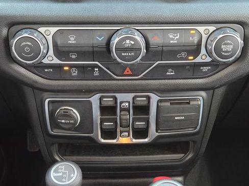 Certified 2024 Jeep Wrangler Unlimited Sport AWD/4WD image 19