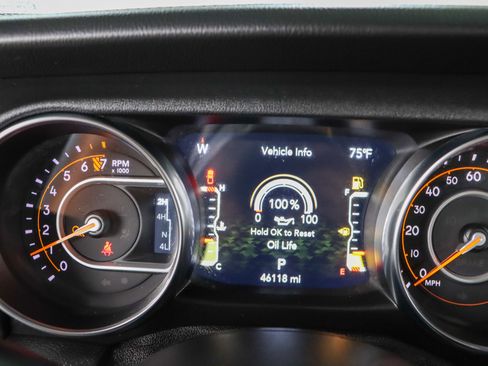 Used 2021 Jeep Gladiator Overland w/ Popular Equipment Package image 17