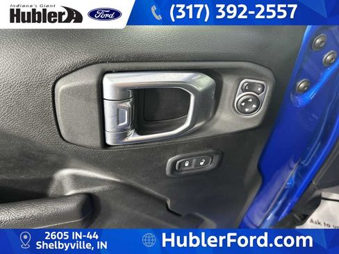 Used 2022 Jeep Gladiator Sport AWD/4WD image 12