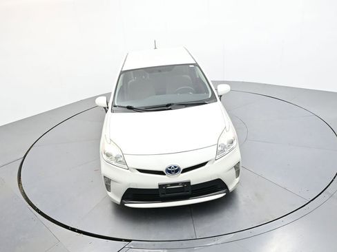 Used 2015 Toyota Prius Four image 16