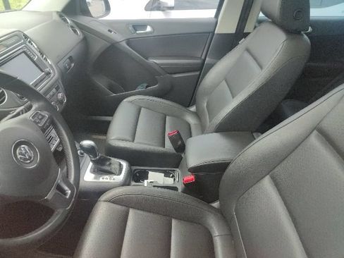 Used 2017 Volkswagen Tiguan Wolfsburg Edition FWD image 23