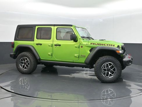 New 2025 Jeep Wrangler Rubicon w/ Technology Group image 8