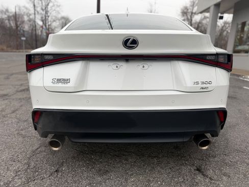 Used 2022 Lexus IS 300 AWD w/ Premium Package image 9