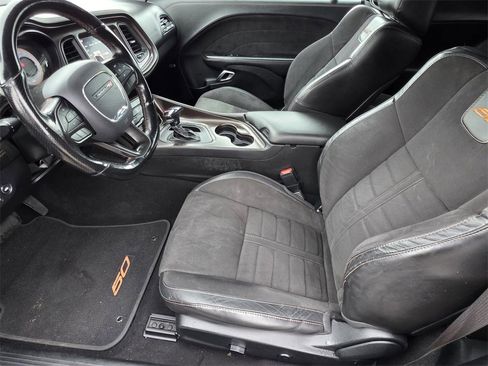 Used 2020 Dodge Challenger GT image 7