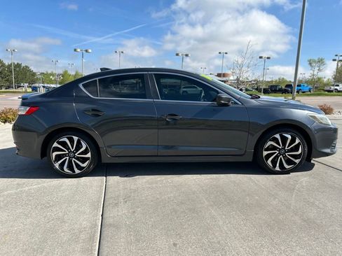 Used 2016 Acura ILX FWD image 8