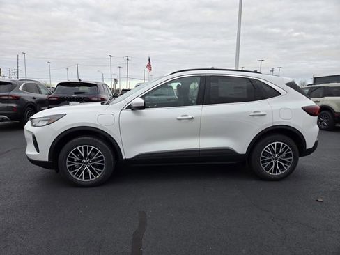 New 2026 Ford Escape SE image 25