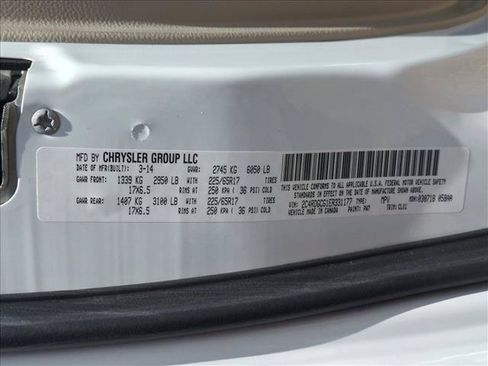 Used 2014 Dodge Grand Caravan SXT FWD image 24