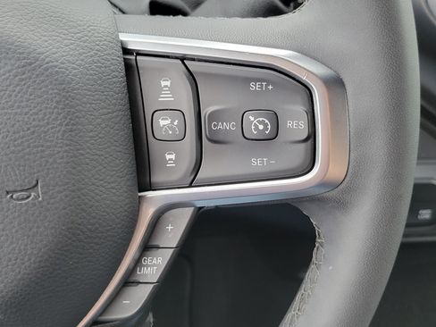Used 2026 RAM 2500 Big Horn AWD/4WD image 12