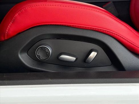 Used 2023 Chevrolet Corvette Stingray Preferred Cpe w/ Battery Protection Package image 11