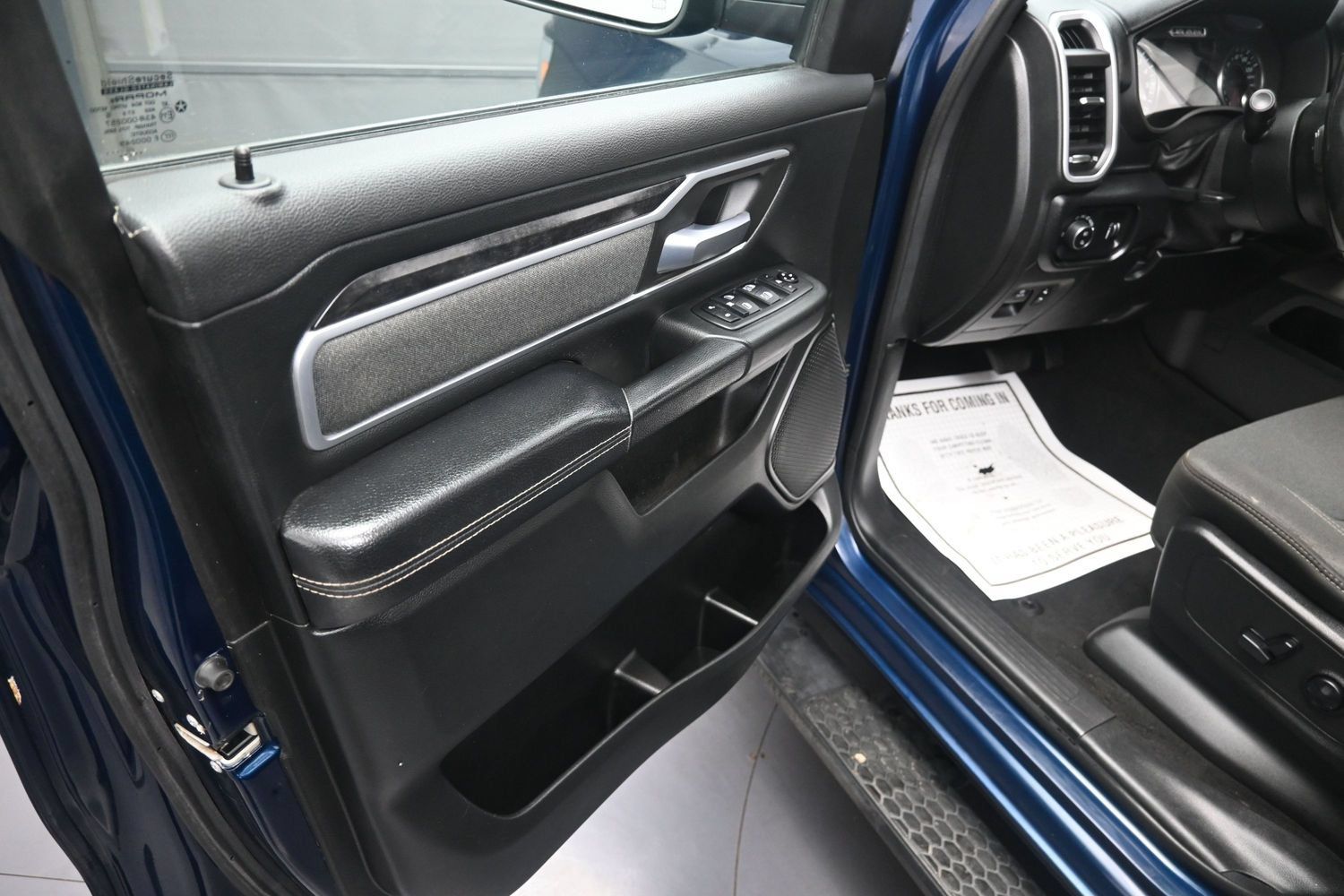 Used 2021 RAM 1500 Big Horn AWD/4WD image 19