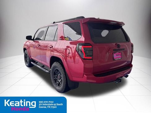 Used 2024 Toyota 4Runner SR5 Premium w/ Moonroof Package RWD image 9