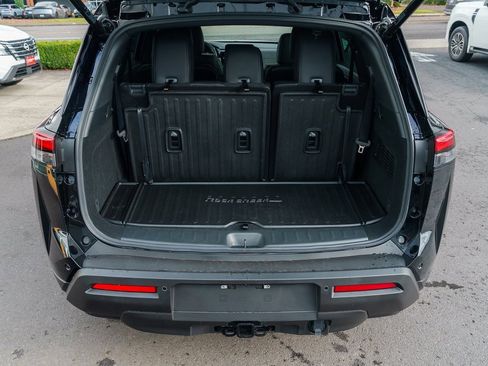 New 2025 Nissan Pathfinder Rock Creek image 8