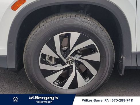 Used 2025 Volkswagen Tiguan S AWD/4WD image 11