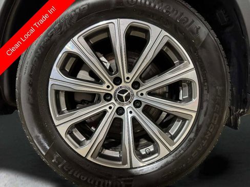 Used 2024 Mercedes-Benz GLC 300 4MATIC image 26